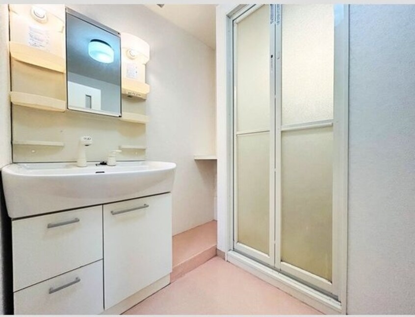  星和泉コーポラス