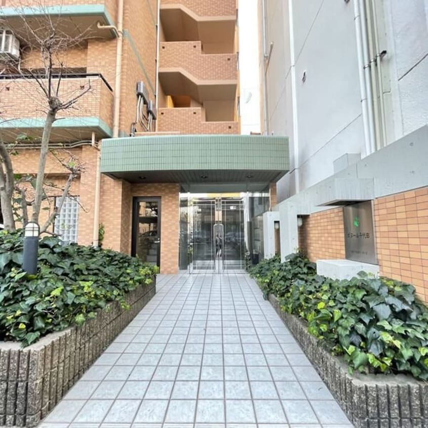  名古屋市営地下鉄鶴舞線/鶴舞駅 徒歩8分 2階 築23年