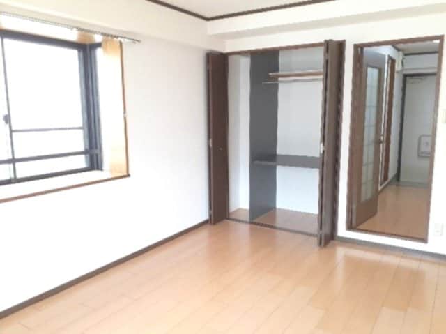  メゾン・ラスター