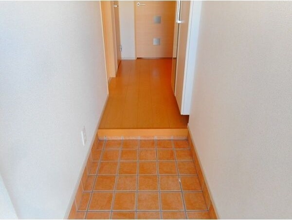  名古屋臨海高速鉄道<あおなみ線>/中島駅 徒歩5分 1階 築10年