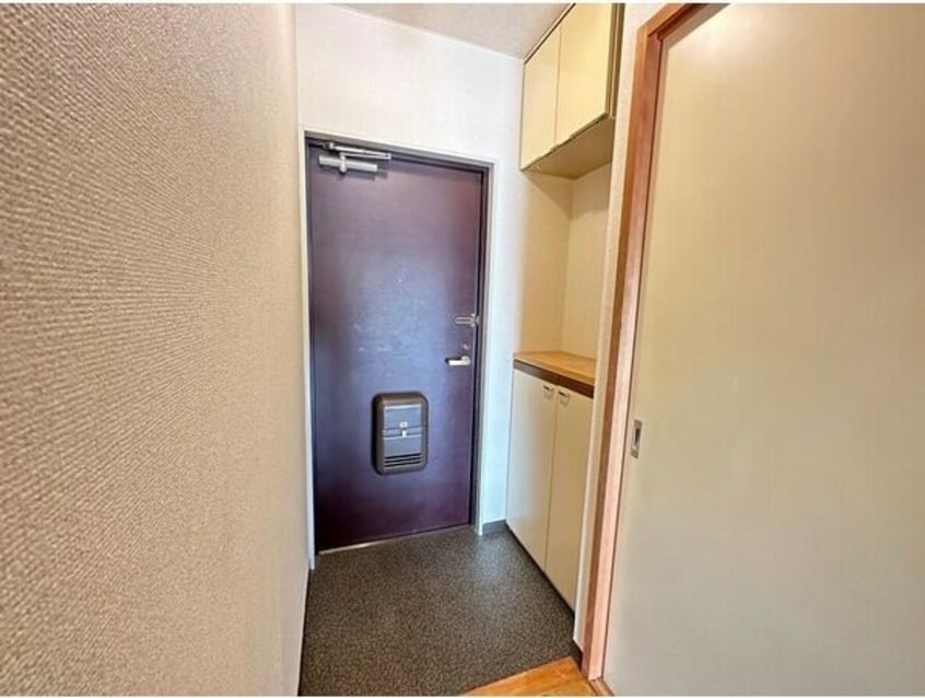  名古屋市営地下鉄名港線/六番町駅 徒歩15分 3階 築35年