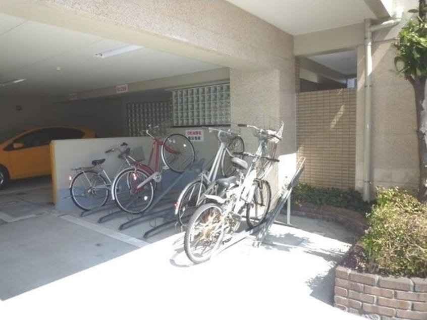  名古屋臨海高速鉄道<あおなみ線>/荒子駅 徒歩3分 3階 築22年