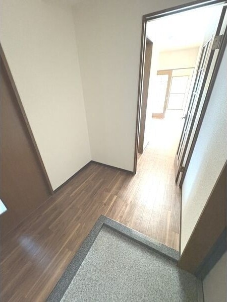  名古屋臨海高速鉄道<あおなみ線>/荒子駅 徒歩3分 3階 築22年