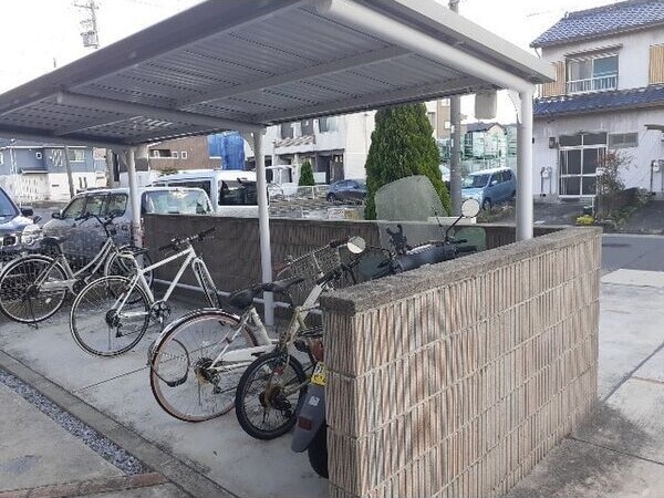  名古屋臨海高速鉄道<あおなみ線>/小本駅 徒歩9分 1階 築7年