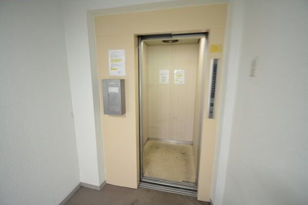  中央本線<中央西線>/鶴舞駅 徒歩2分 3階 築39年