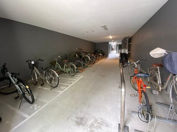  名古屋市営地下鉄桜通線/丸の内駅 徒歩4分 11階 築8年