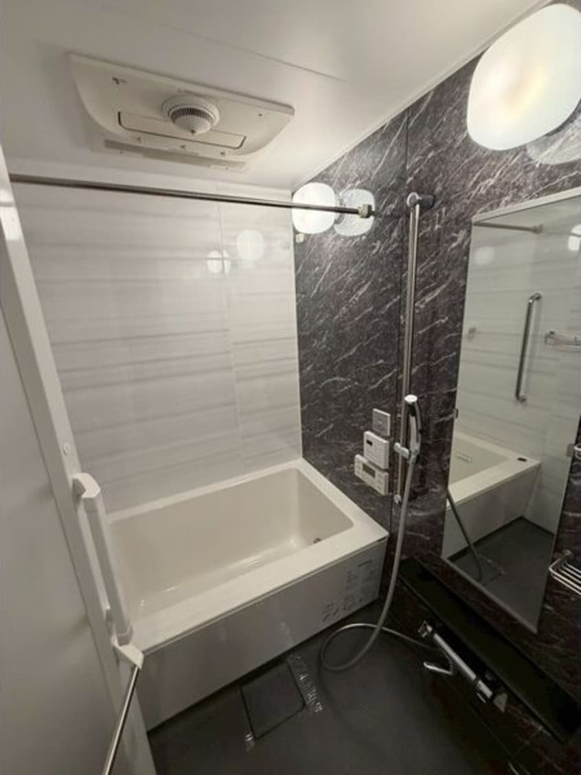  名古屋市営地下鉄桜通線/丸の内駅 徒歩4分 11階 築8年