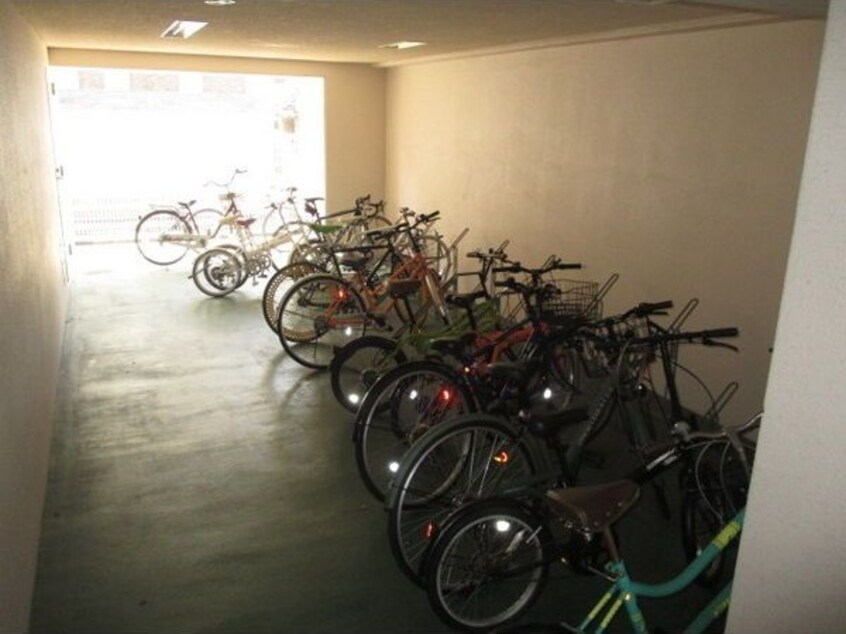  名古屋市営地下鉄鶴舞線/上前津駅 徒歩4分 8階 築20年