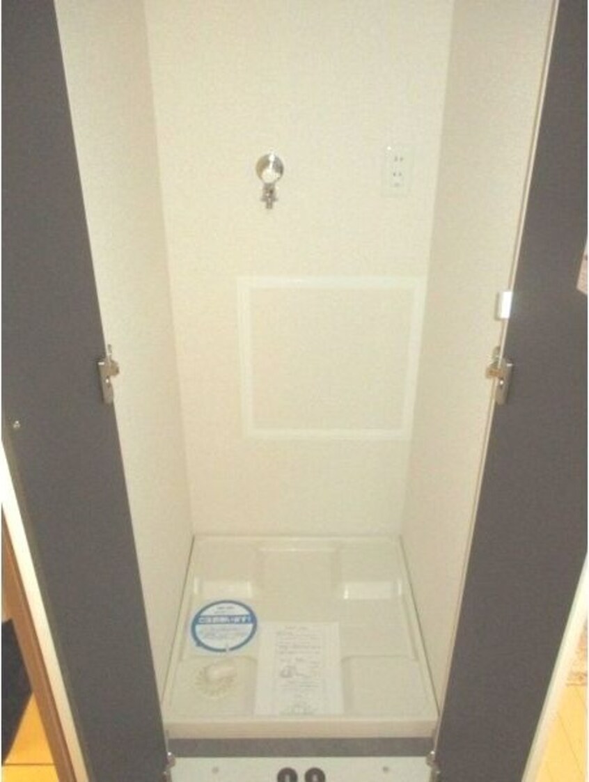 モデルルーム 名古屋市営地下鉄鶴舞線/上前津駅 徒歩4分 8階 築20年