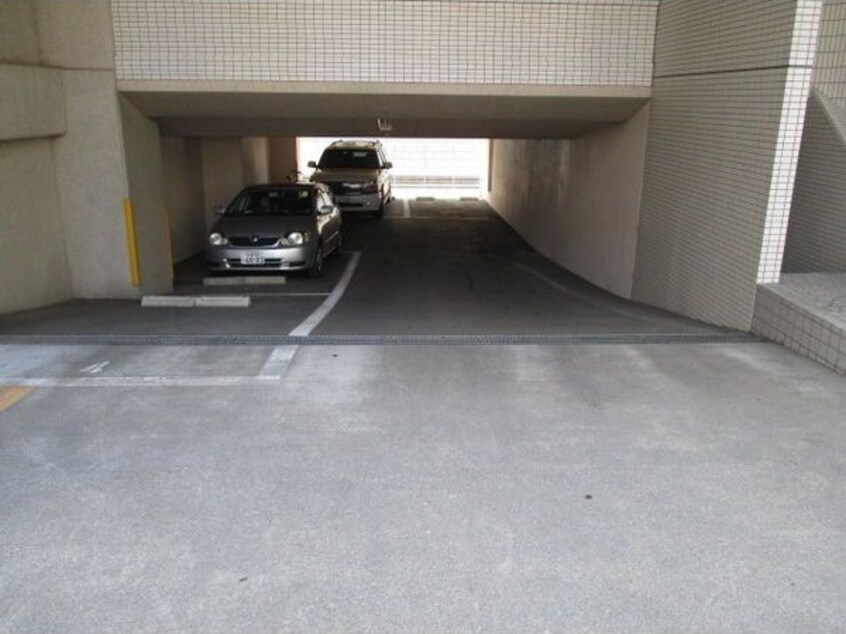  名古屋市営地下鉄鶴舞線/上前津駅 徒歩4分 3階 築20年