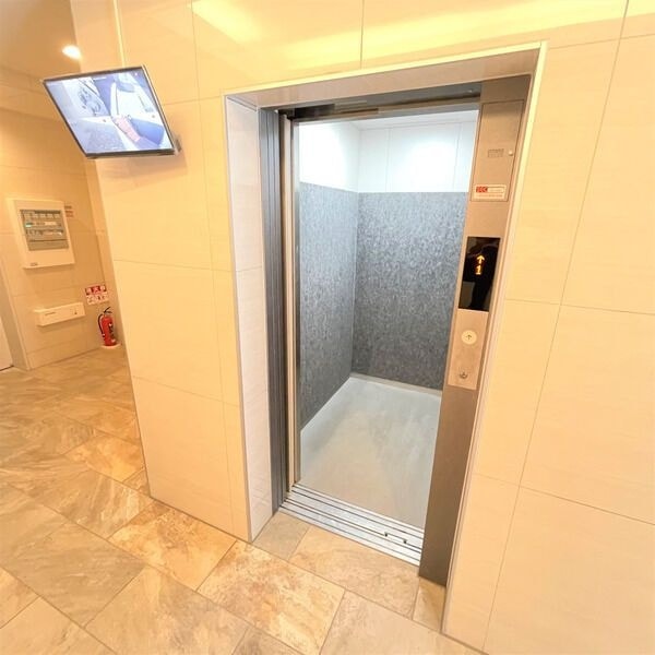  名鉄名古屋本線/山王駅 徒歩9分 3階 築4年