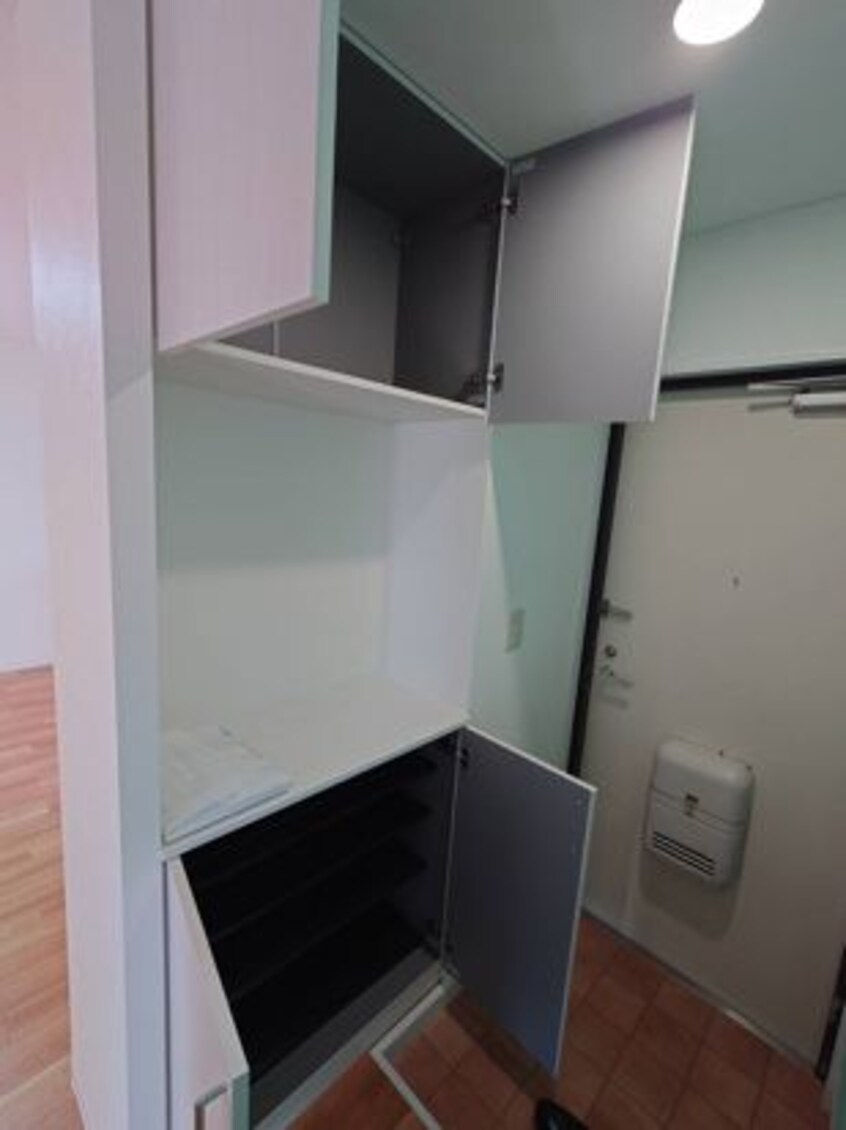  東急田園都市線/宮崎台駅 徒歩15分 2階 築32年