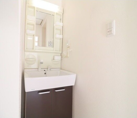  名古屋市営地下鉄鶴舞線/いりなか駅 徒歩1分 3階 築49年