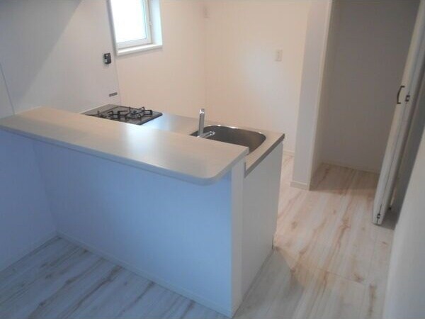  名古屋市営地下鉄名城線/大曽根駅 徒歩8分 2階 築6年