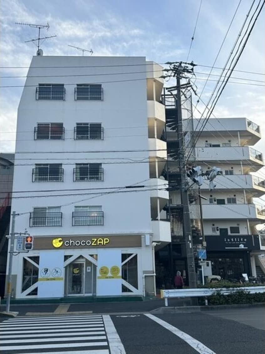  セントラル川名