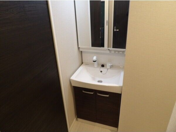  セントラル川名