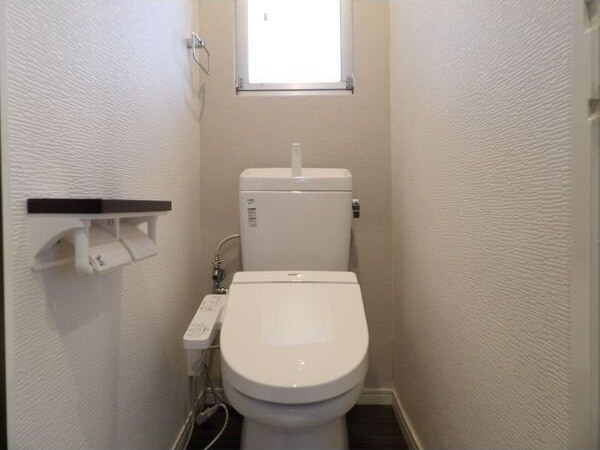  セントラル川名