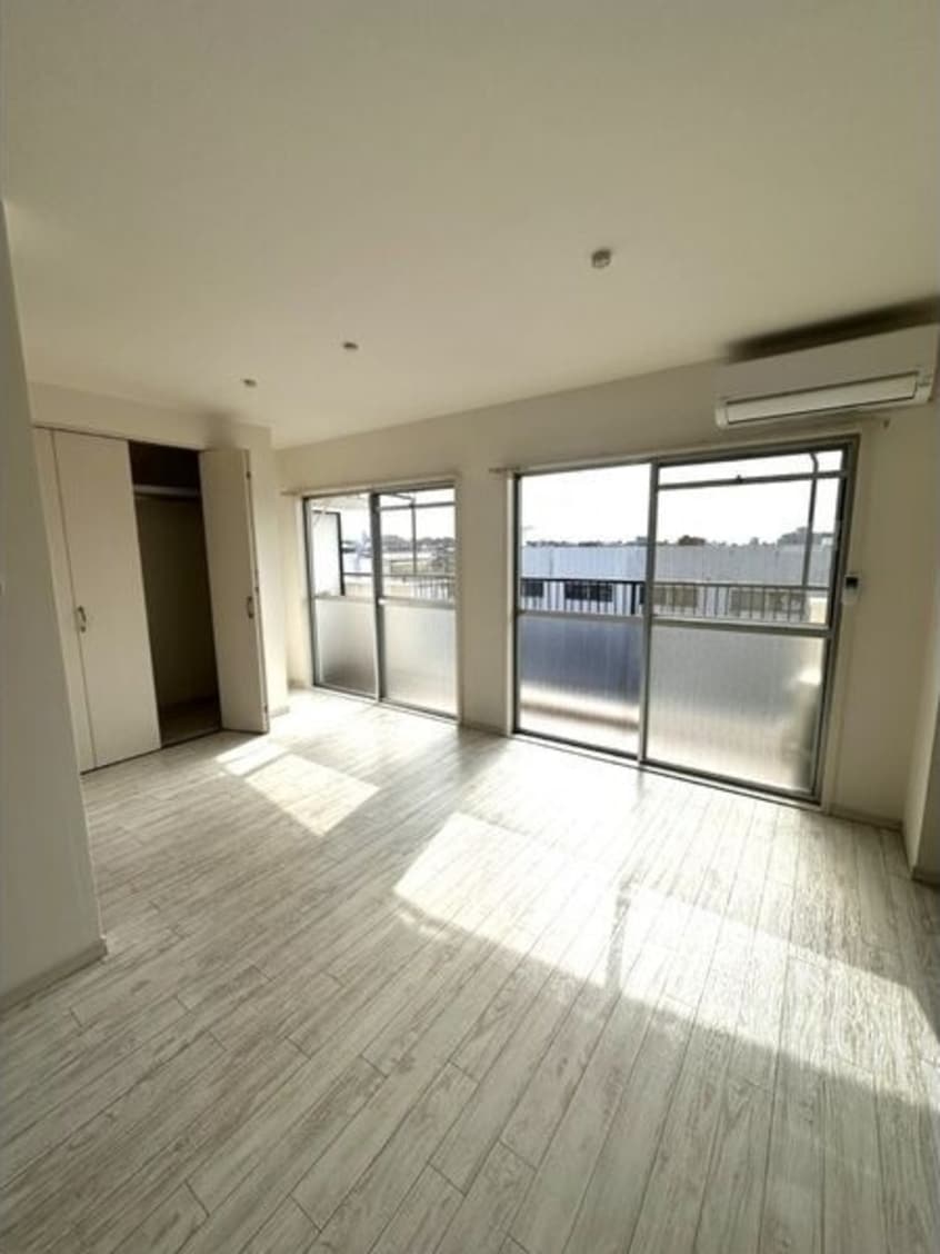  セントラル川名