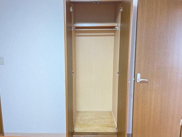 収納 エトワール若草