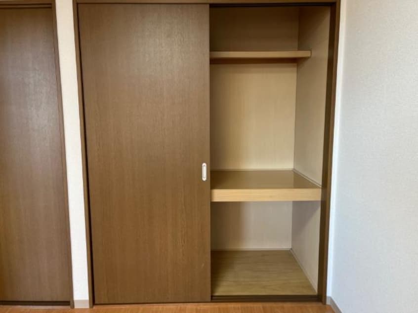 収納 エトワール若草