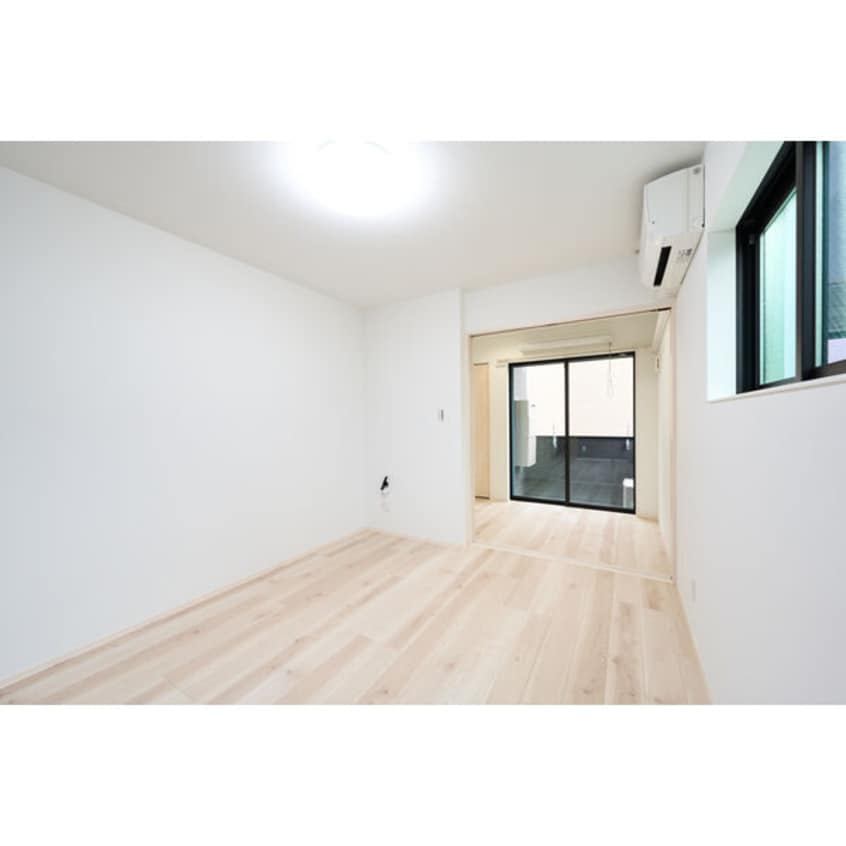  CRASTINE弥生町B棟