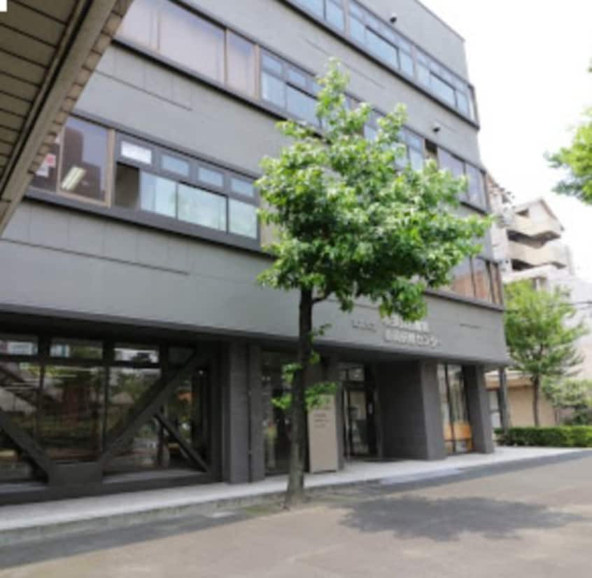 東海市立横須賀図書館(図書館)まで567m シャトーＫ