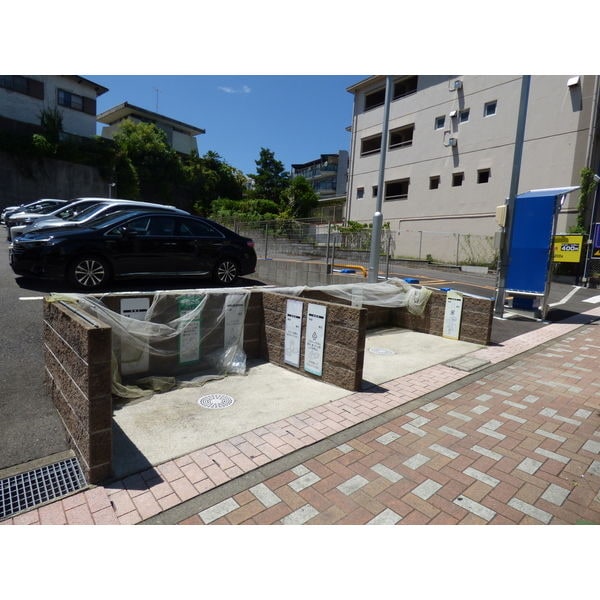  グランヴェル西山2号館