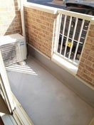 外からの目が気にならないバルコニーで洗濯物が干せます エスペランサ壱番館