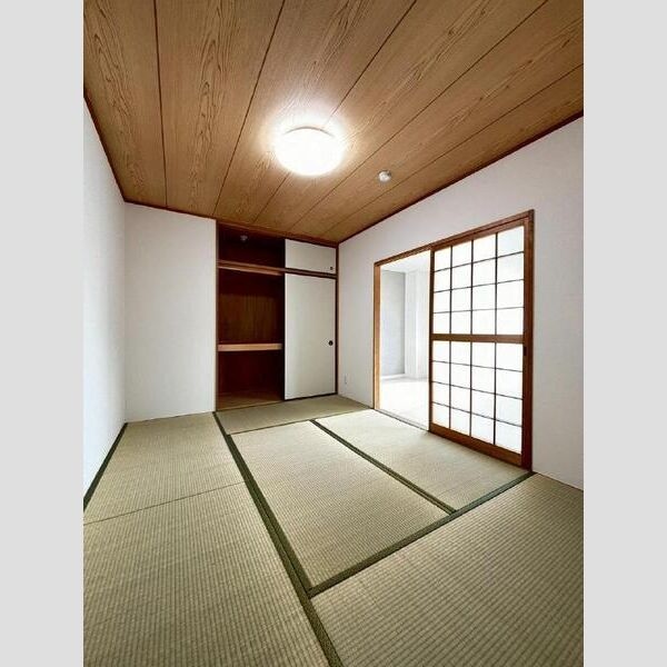  パークガーデン神ノ倉Ⅱ