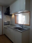 コンパクトなキッチンで掃除もラクラク メゾン　ラダ－