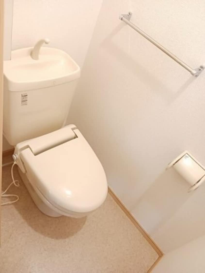 トイレもきれいです ブルー　コスモ