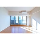  Gramercy Shirakawa Koen