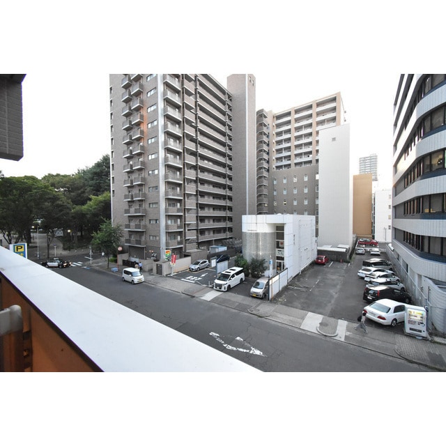  Gramercy Shirakawa Koen