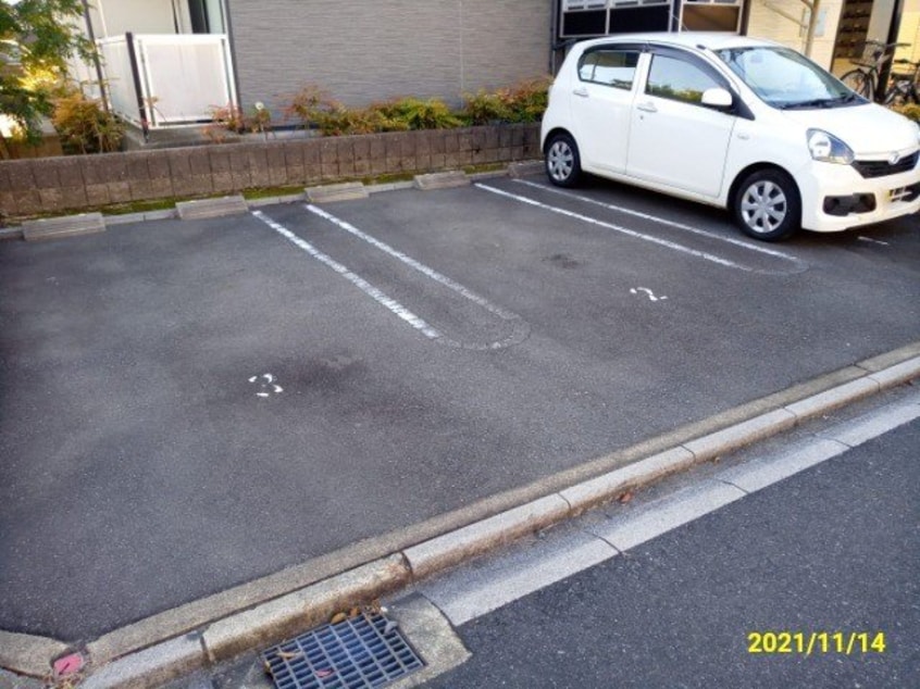  レオパレス松葉