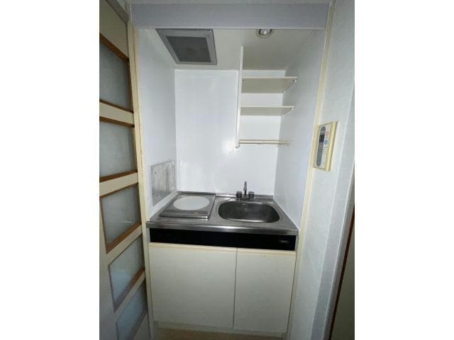 ※写真は同じマンションの違う部屋のものになります。 メゾン・ド・セティエーヌ