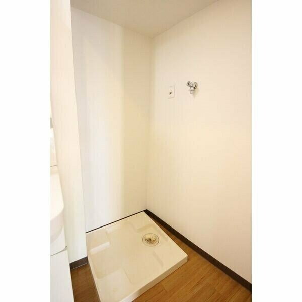 ※写真は同じマンションの違う部屋のものになります。 サン・名駅南ビル