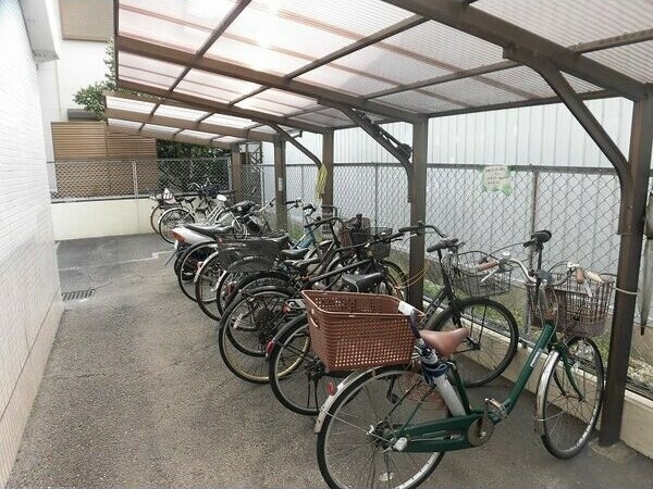  ロイヤルマンション横井