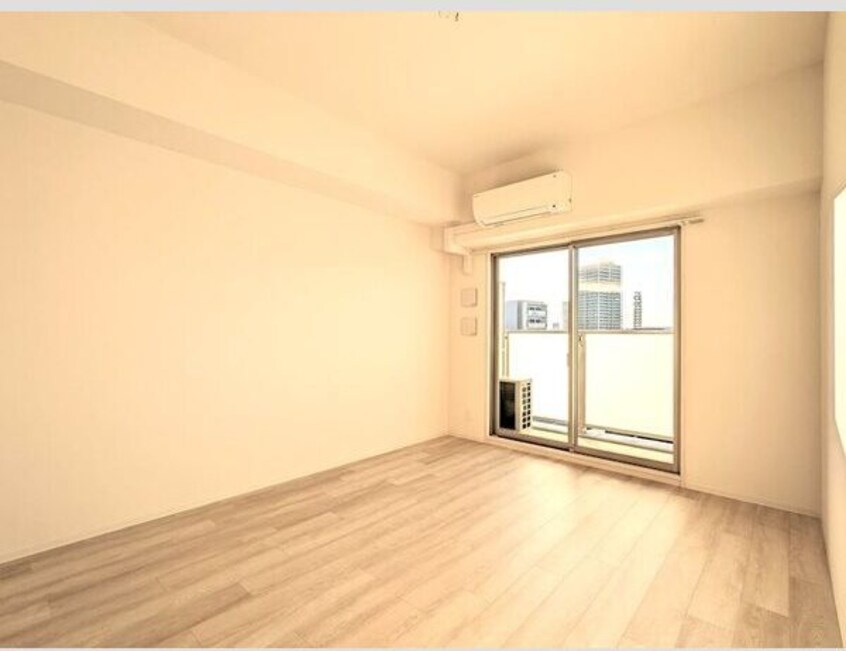  エスリード上前津LIVIA