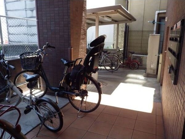  メゾンアンブリック