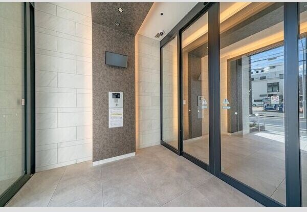  名古屋市営地下鉄鶴舞線/大須観音駅 徒歩7分 9階 築4年