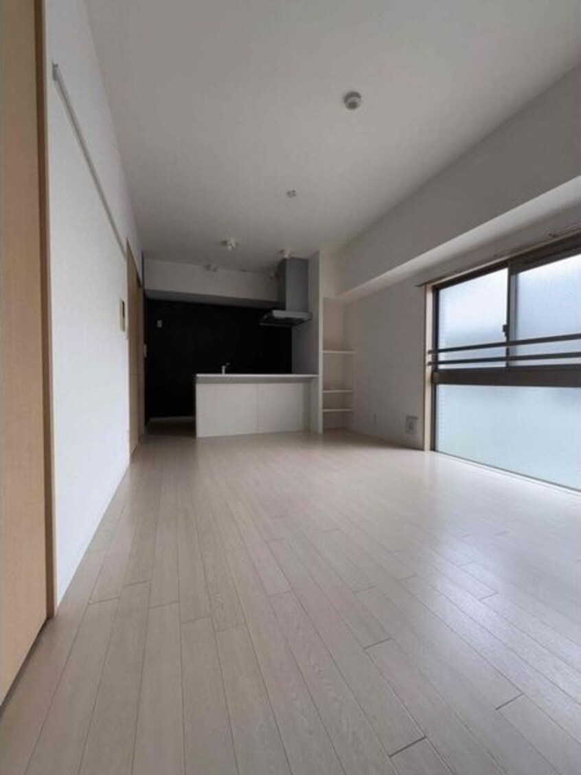  東海道本線/金山駅 徒歩6分 4階 築17年