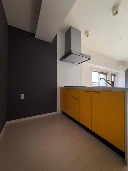  東海道本線/金山駅 徒歩6分 4階 築17年