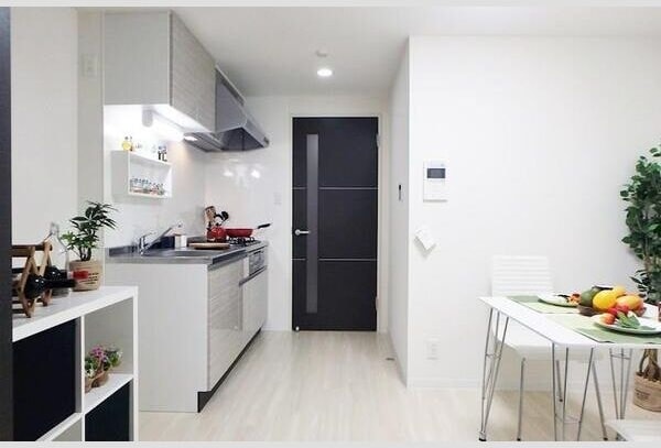  メイボーテセラ