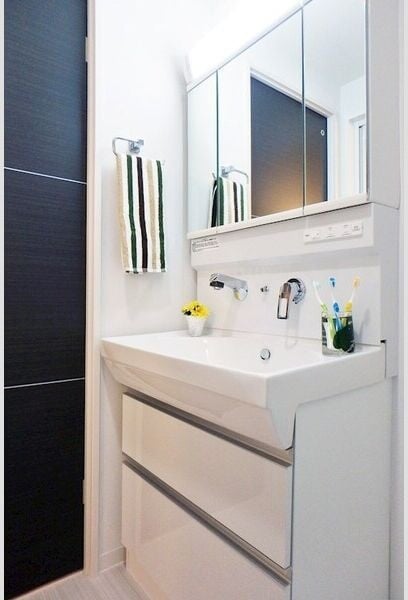  メイボーテセラ