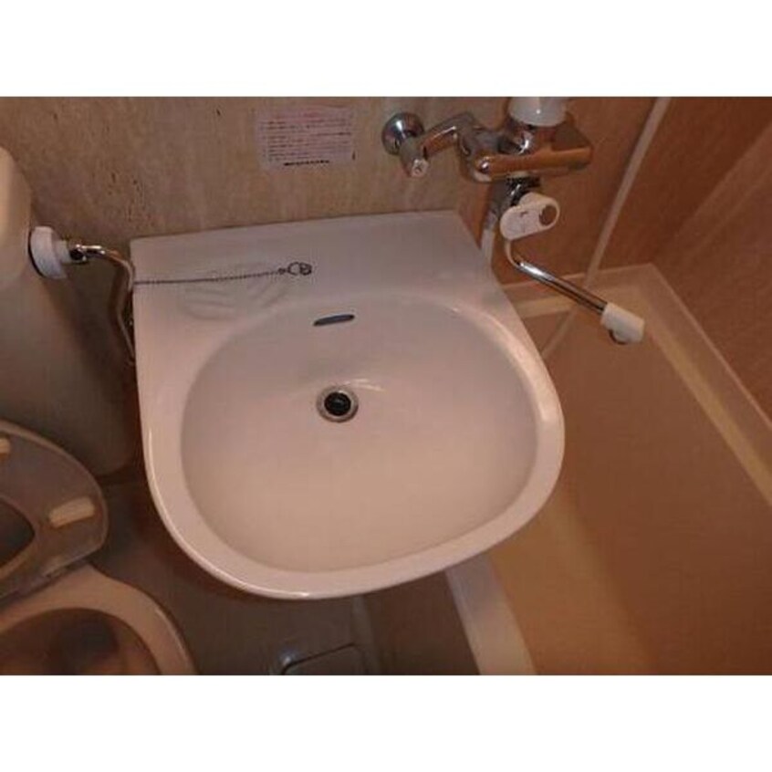  名古屋市営地下鉄東山線/伏見駅 徒歩8分 3階 築37年