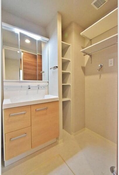  名古屋市営地下鉄名城線/上前津駅 徒歩2分 11階 築6年