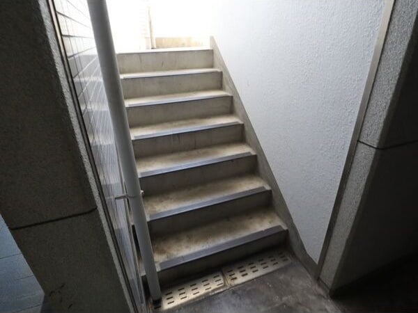  名古屋市営地下鉄桜通線/御器所駅 徒歩9分 4階 築35年