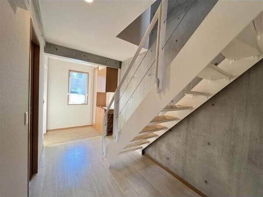  名古屋市営地下鉄鶴舞線/浄心駅 徒歩12分 1階 築22年