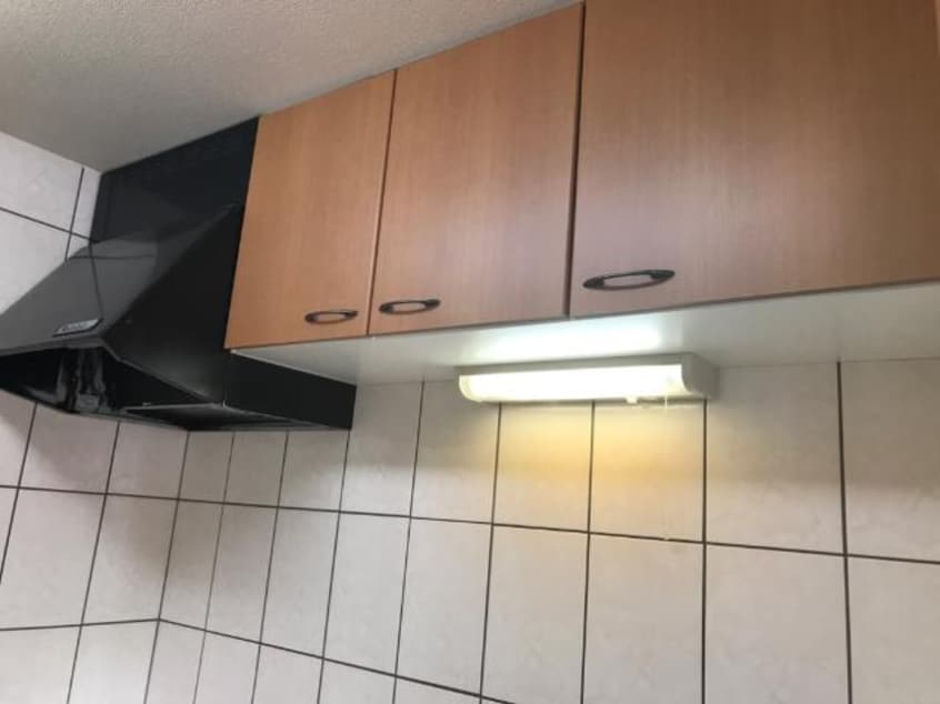 吊戸棚 サンプレス市場木