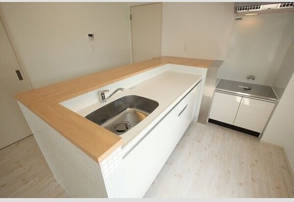  サンハイツヒロ